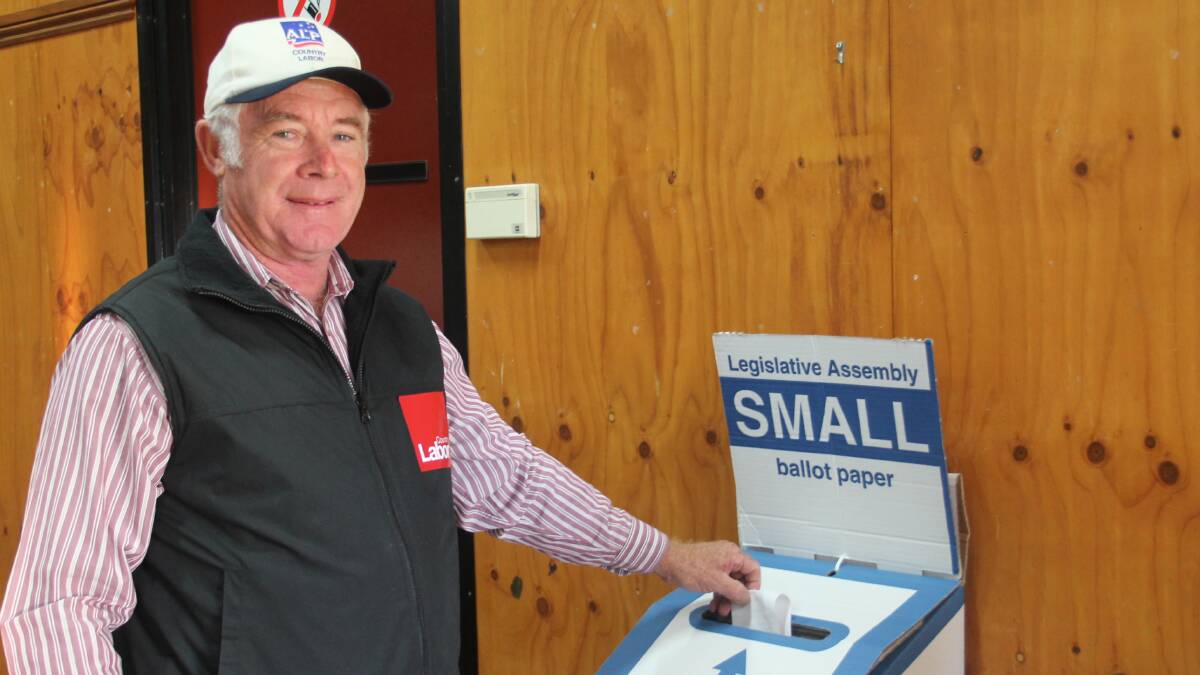 IN EARLY: Country Labor candidate Charlie Sheahan casts his vote at Cootamundra Public School. Picture: Harrison Vesey