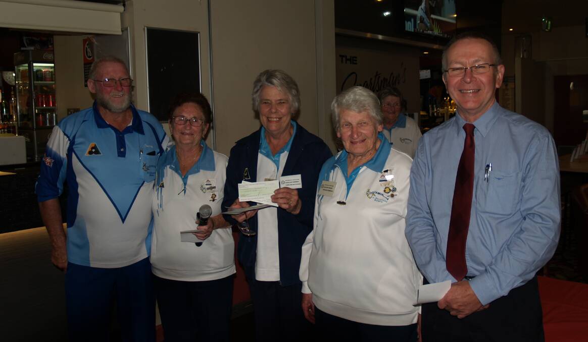 ​C​HARITY: Greg Fisher​, ​Vera Jeffery​, Carolyn Buchanan, Margaret Morrison​ ​and Greg Bruce​ with the donation from the​ Invitation Fours Charity Day​.​