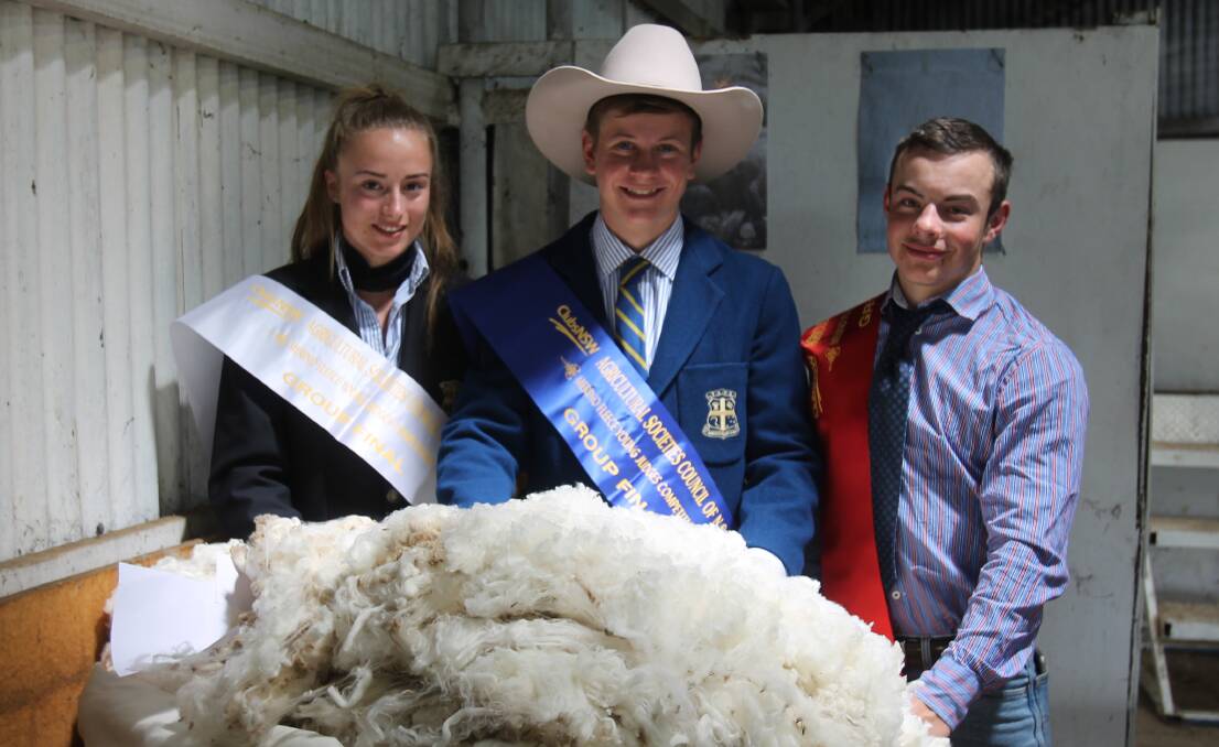 WINNERS: Fleece junior judging winners Casey Morris (third) from Yanco, Lachlan West (first) from Yanco and James Collingridge (second) from Cootamundra. Lachan and James will compete in Sydney. Picture: Jennette Lees 