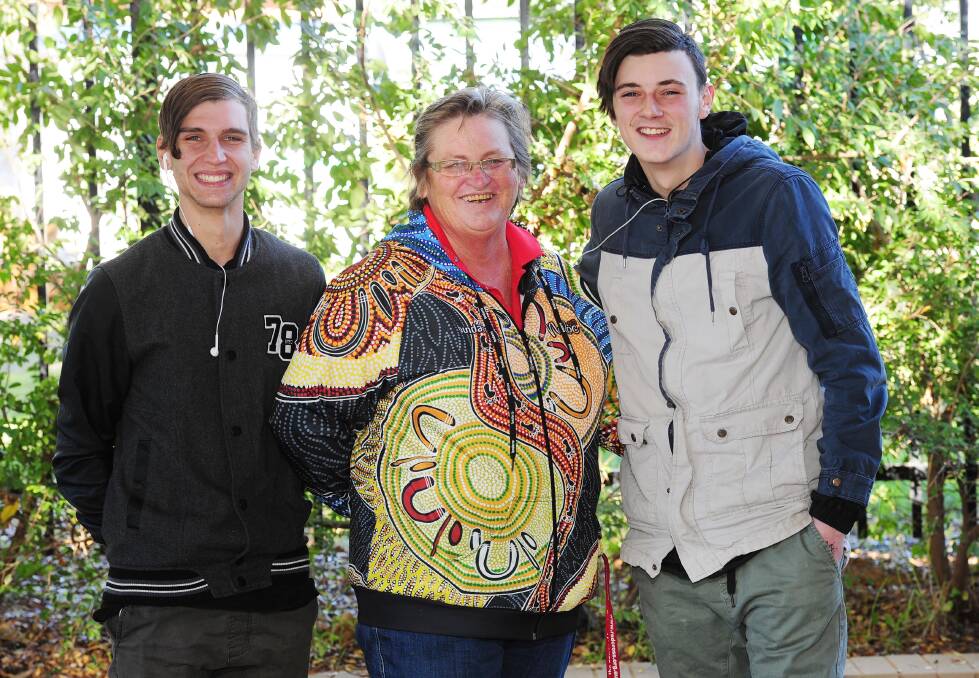 Red Cross community development officer Colina Meadows (centre) with two Wagga teenagers looking for employment - Dylan Norman, 19 (left) and Brodie Brennan, 17. Picture: Kieren L Tilly