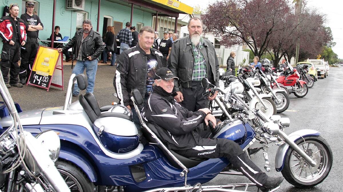 POKER RUN FUN: James Smith (on bike), Noel Grant and Loppy Longford are pictured prior to the Cootamundra Nursing Home Sprinkler Appeal Poker Run last week. The event was a great day and an excellent fundraiser for the appeal. 

Photo: Kelly Manwaring
