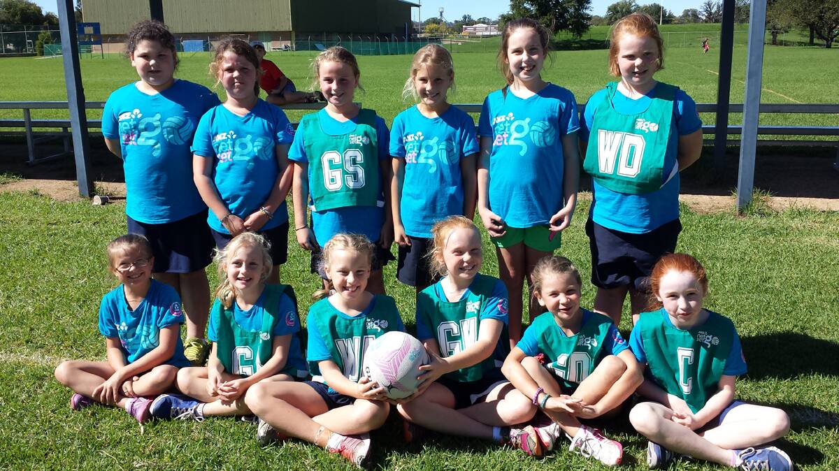  LITTLE NETBALLERS: Representing the under 10s at last Sunday’s Netball Carnival are Cootamundra’s (back, from left) Eloise Lonnen, Alyssa Radnedge, Ainslee Meale, Hannah O’Loughlin, Phoebe Leary, Logan Johnson (front) Taylah Collins, Georgia Harris, Mia Leary, Bronte Johnson, Sacha Louttit and Abbey Sloan.
Photo: Contributed  
