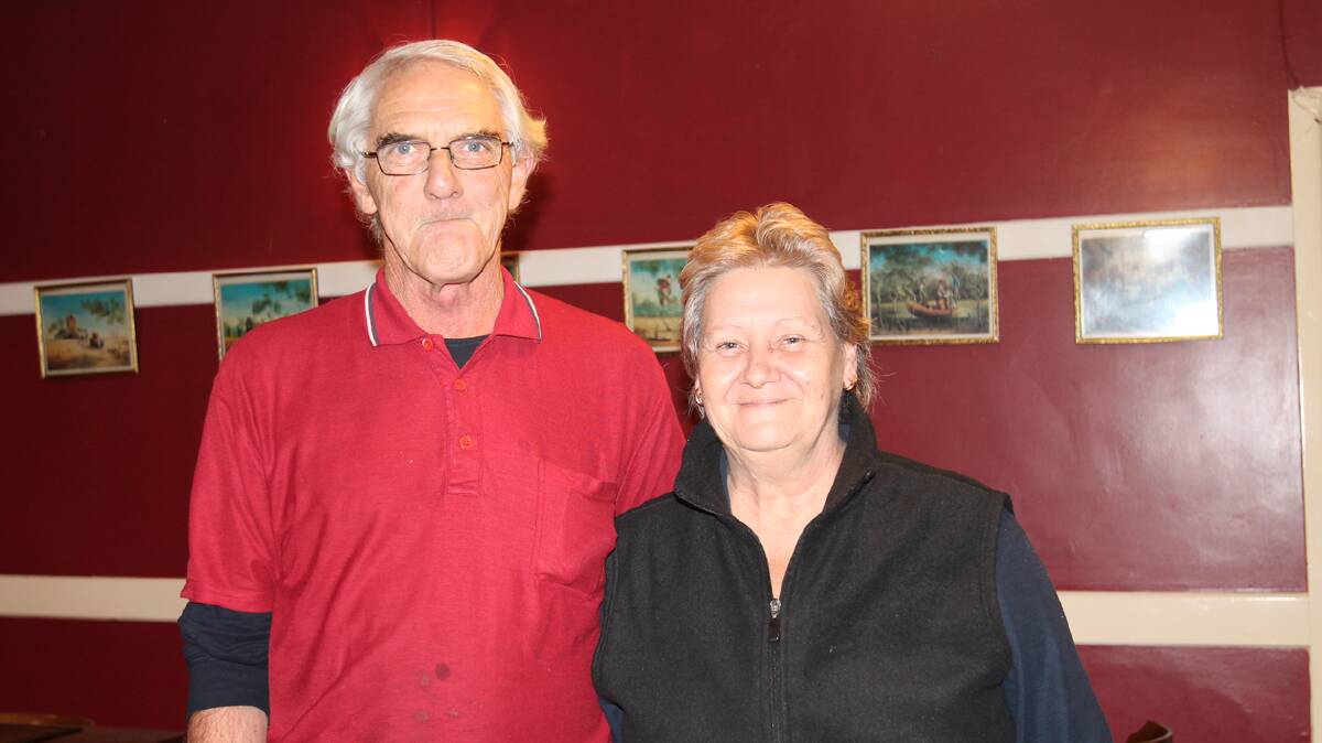 TRAVELLING NORTH:
Cootamundra couple Mick and Mandy Connors will be leaving town over Easter travelling north on an extended motorhome trip around Australia.
Mandy has been at the helm of the dining room at the Central Hotel for close on 11 years – Mick tells the story they came into town from the Jugiong Hotel for six months and the rest is history. 
Mick and Mandy have worked hard at the Central, many patrons will miss Mandy’s many delights served there.
AND what a well earned trip they have planned, head for Sydney collect their motorhome, travel north to Queensland, visit Tasmania then do the extraordinary coastal areas of Western Australia.
GOOD LUCK Mick and Mandy.
