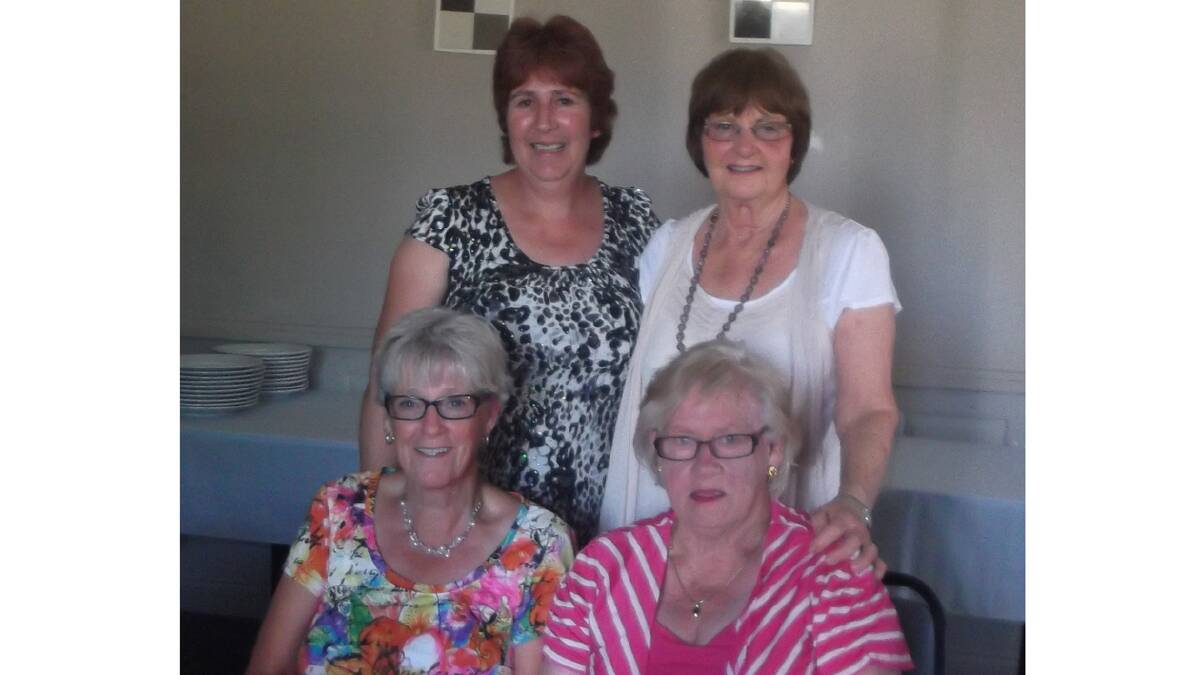 Pictured here over dinner are (Back) Linda Williamson, Trish Kelleher (front) Beb Luck and Therese Kelly.