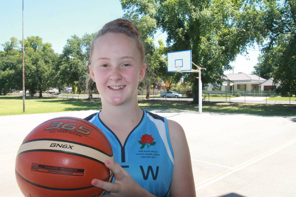 Alex Oliver is currently playing in the Australian Country Basketball Cup in Albury. Amelia Hassett is a taking part in the under 18s.