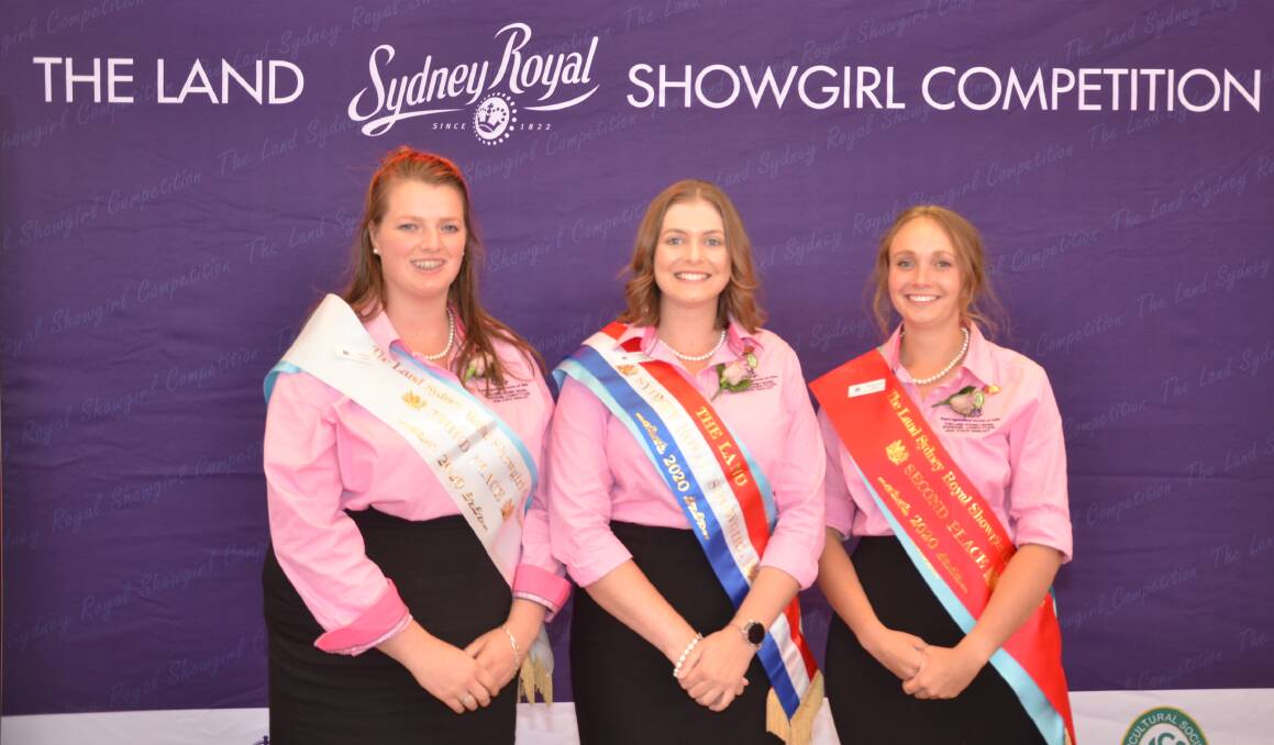The 2020 The Land Sydney Royal Showgirl Jessica Neale, Cootamundra, with first runner-up Stephanie Ferguson, Bathurst and second runner-up Kate Webster, Wagga Wagga. 