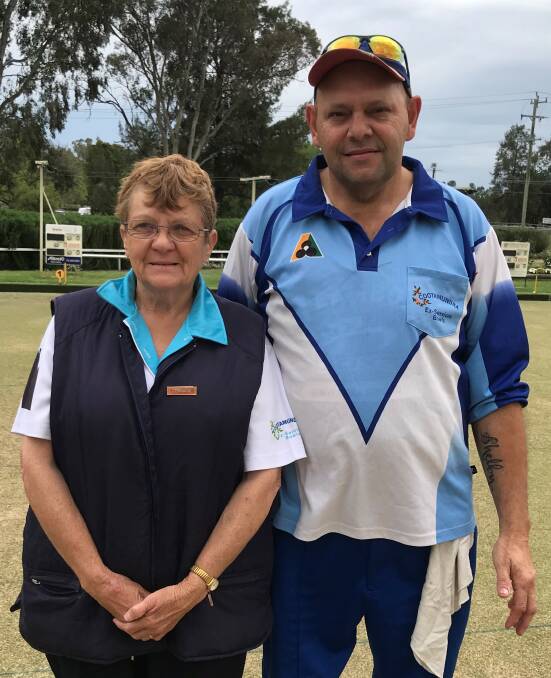 CHAMPS: Ex-Services Club 2018 Mixed Pairs champions Lorraine Evely and Terry Smith. Picture: Contributed
