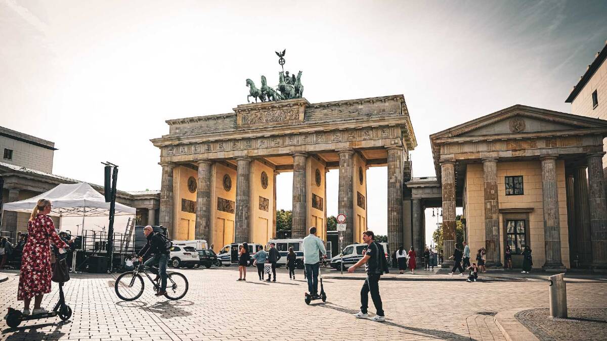 Pocket Guide: Berlin, Germany Pocket Guide: Berlin, Germany