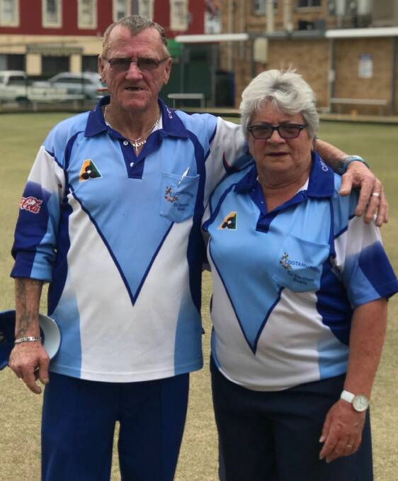 TOP PERFORMERS: Cootamundra Ex-Services Club's 2019 mixed pairs championship was taken out by Steve Stanton and Lynn Fisher. Picture: SUPPLIED