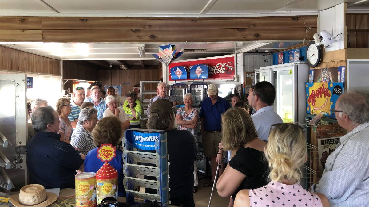 The tiny post office building in Wallendbeen was packed to capacity for a Q&A session by Australia Post representatives, who apologised for the short notice of the office's closure