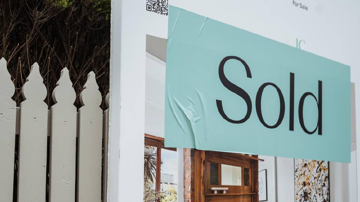 Australia's housing stock is growing more slowly than its adult population. (Christopher Hopkins/AAP PHOTOS) Australia's housing stock is growing more slowly than its adult population. (Christopher Hopkins/AAP PHOTOS)