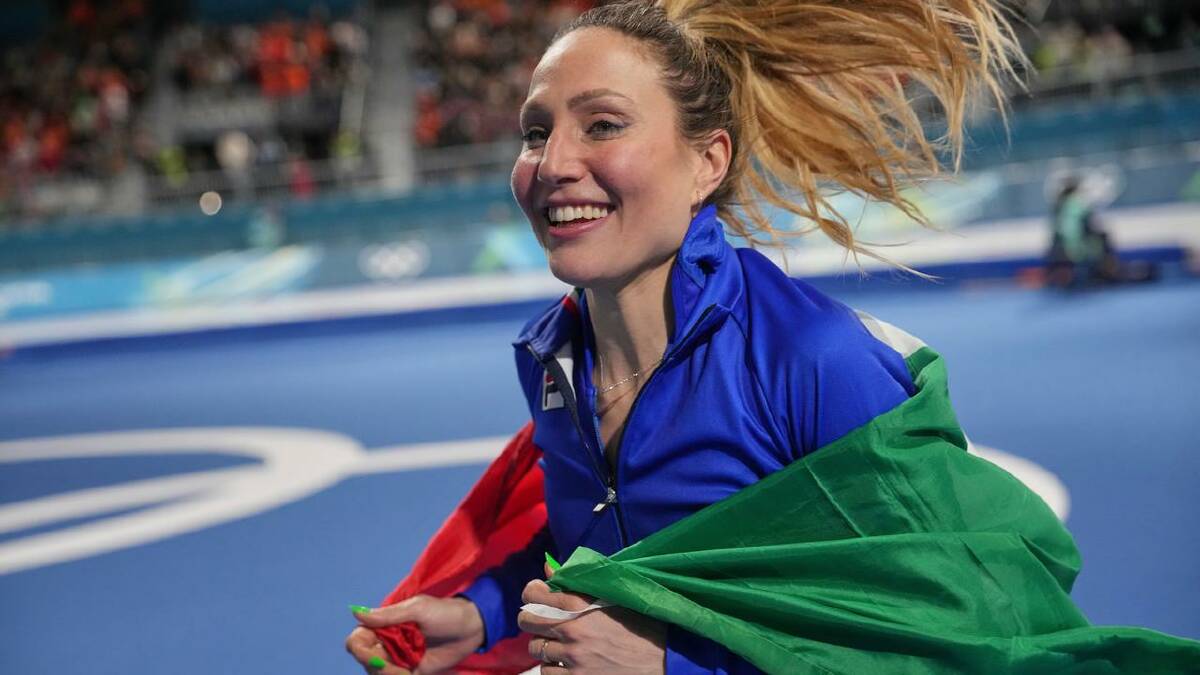 Francesca Lollobrigida celebrates her win before home fans. (AP PHOTO)