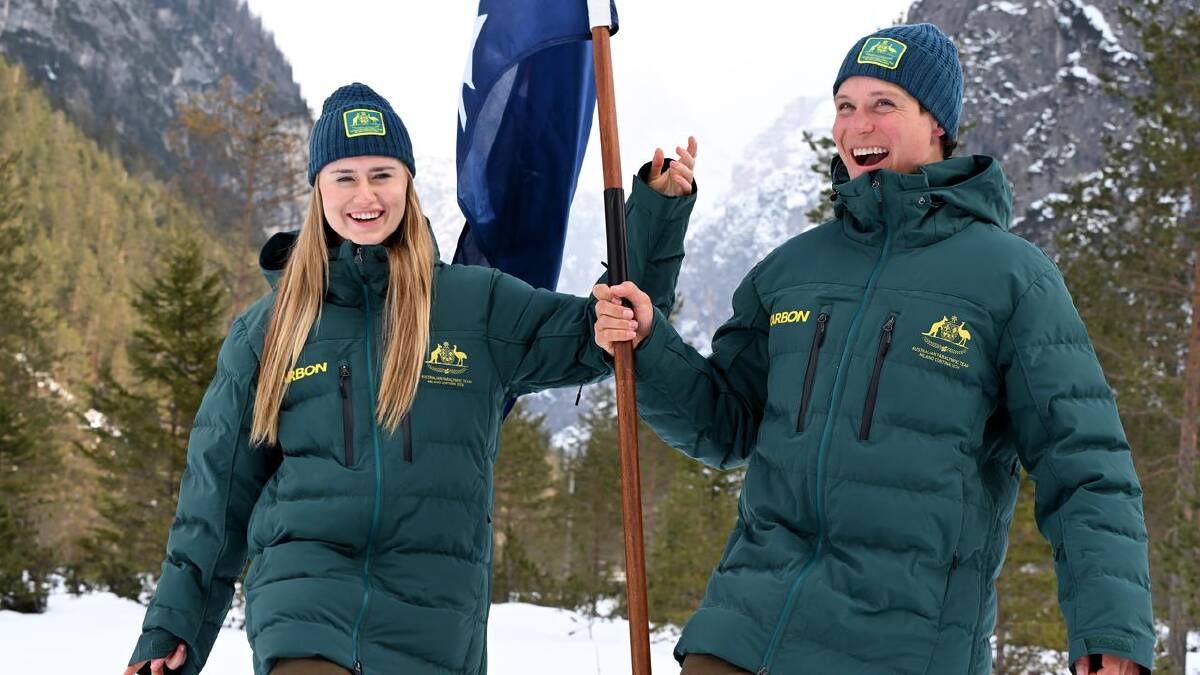 Georgia Gunew teamed up with Ben Tudhope as Australia's flagbearers in Milan-Cortina. (HANDOUT/PARALYMPICS AUSTRALIA) Georgia Gunew teamed up with Ben Tudhope as Australia's flagbearers in Milan-Cortina. (HANDOUT/PARALYMPICS AUSTRALIA)