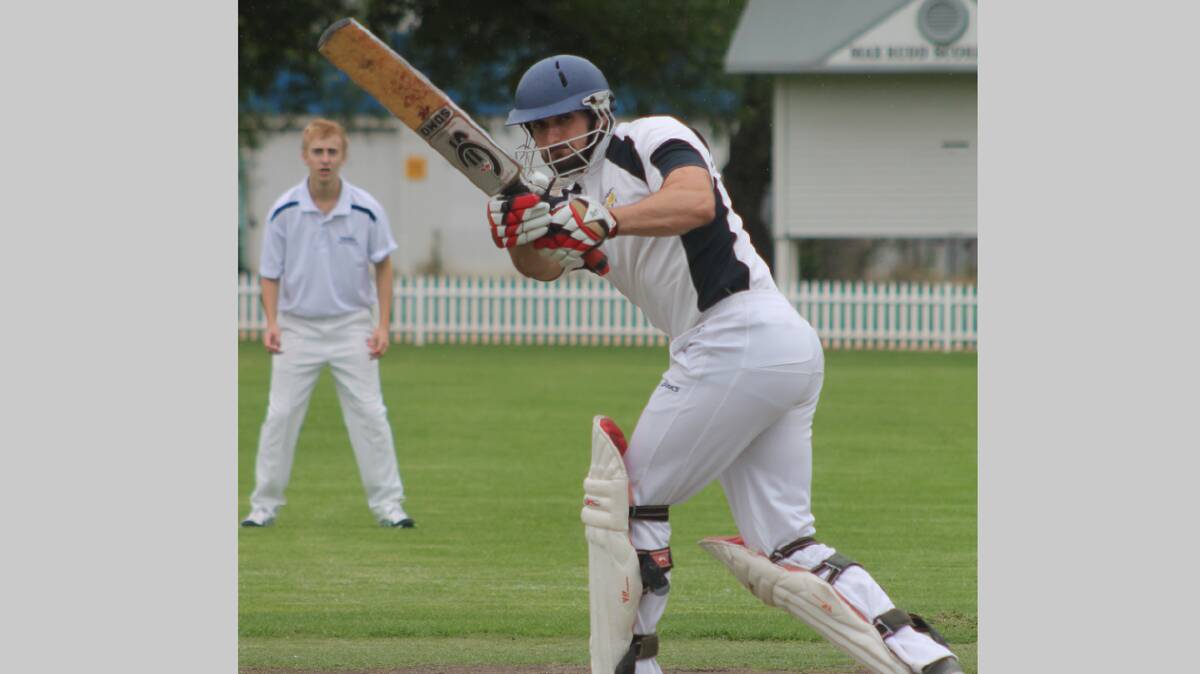  TOP SCORER: pictured is Mick Butler batting or the Central Bears in their preliminary final against Mimosa on the weekend. Butler top scored for the side with 35 as the Bears ended up winning by four runs. 
Photo: Melinda Chambers