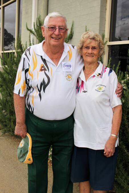 PAIRS: Cootamundra Country Club mixed pairs runners-up Neta and Don Manwaring. Photo: JOHN MALONE 