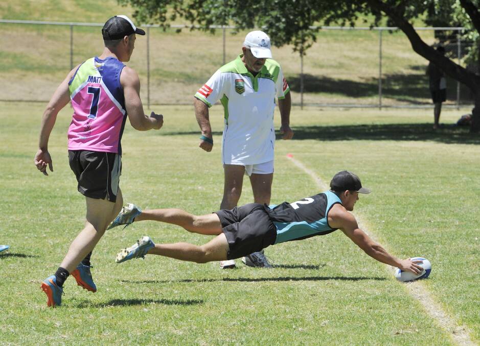 TOUCH DOWN: Thump N Dock's Harry Fox in a B-Grade final during the 2017 carnival. Harden competitors Try Again won the tournament last year. Picture: Kieren L. Tilly
